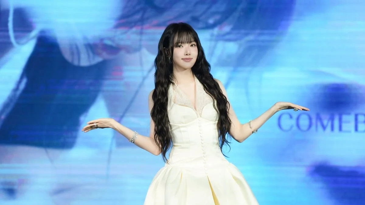 Yerin Opens Up About Vocally Demanding New Album "REACH YOU"