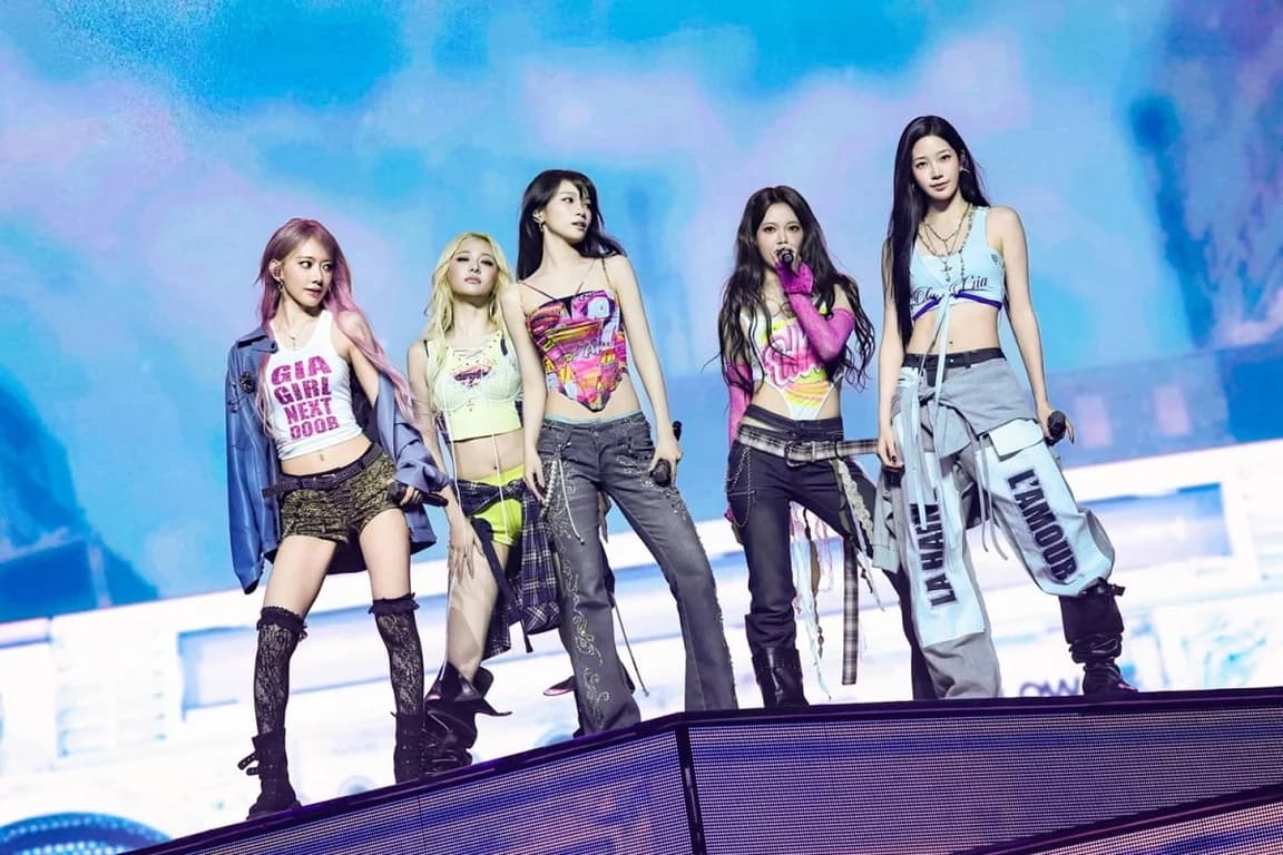 LE SSERAFIM kicks off second world tour with Kim Chaewon's return