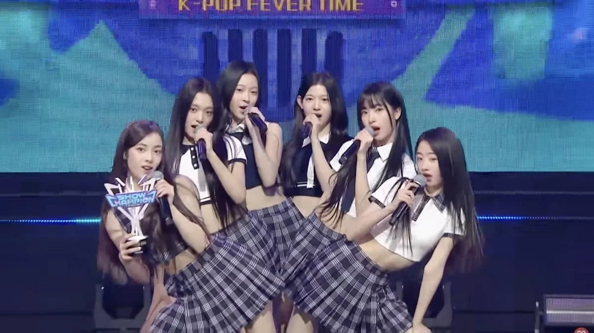 Lee Soo-man's A2O LITE Aces the Dreaded Music Show Encore, Draws Praise for Live Vocals