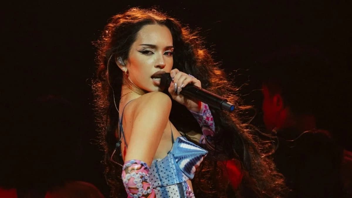 KATSEYE's Daniela Turns Hometown Concert Into a Mother-Daughter Moment
