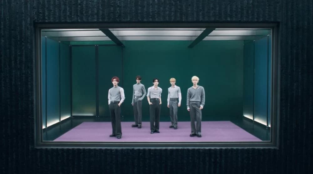 AND2BLE Meets Its Other Selves in New "French Kissing" Teaser