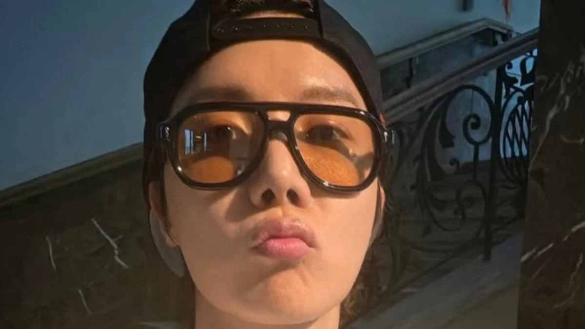 BTS' j-hope Shares Munich Snapshots Amid 'ARIRANG' World Tour