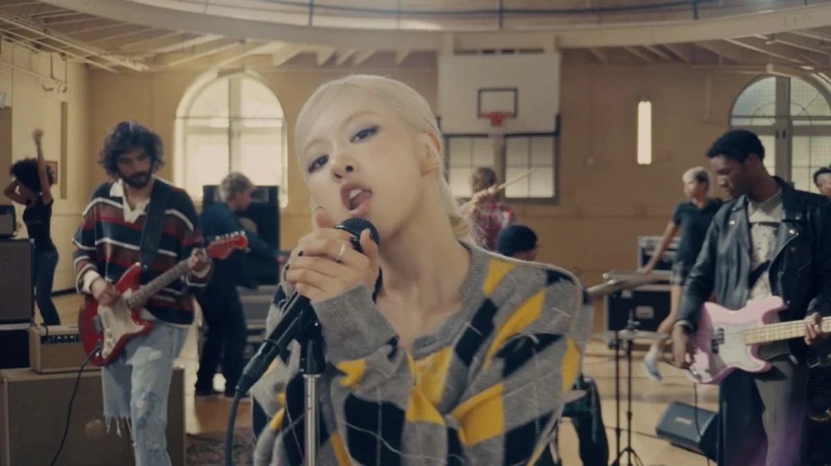Rosé Hits No. 2 Globally on K-POPIT BOARD With 'new trick' and Apple Team-Up