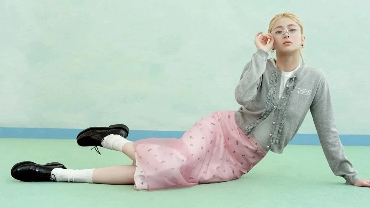 Huh Yunjin Brings Her Style To 8seconds’ New Collection With MINJUKIM