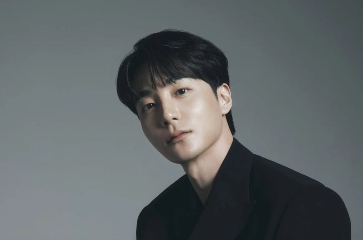 Cha Jun-hwan, Seo Su-min Star in Roy Kim's 'Sparkle' Music Video