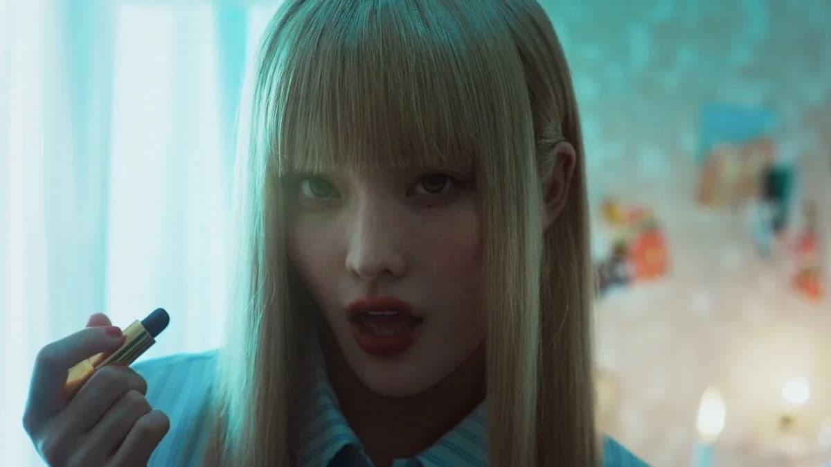 ILLIT's Iroha Trades Her Magic Wand for a Hammer in "BREAK EVEN" Teaser