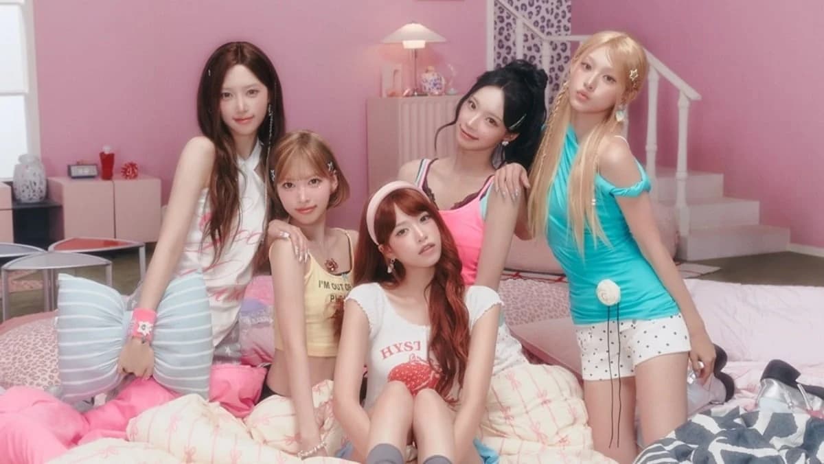 RESCENE's Agency Accused of Asking Fans to Buy Expensive In-Ears for Liv