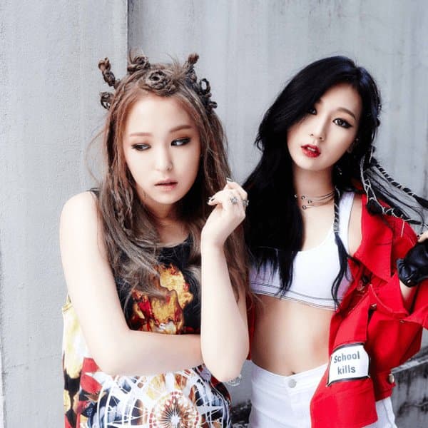 A.KOR Black