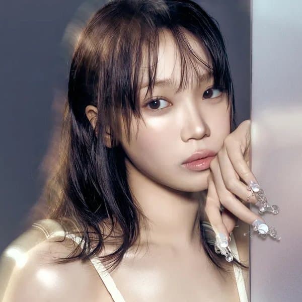 Kim Chaewon