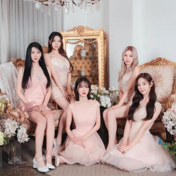 Hashtag (Girl Group
