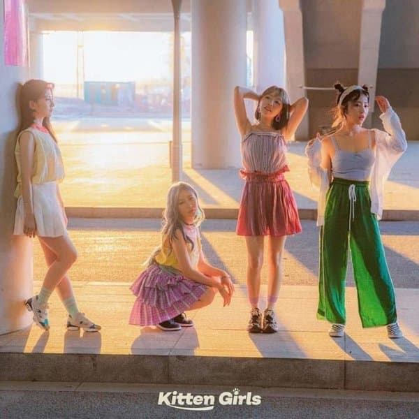 Kitten Girls