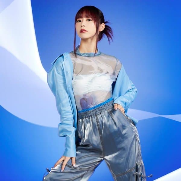 Niina , but also goes as ni_na (ニーナ)