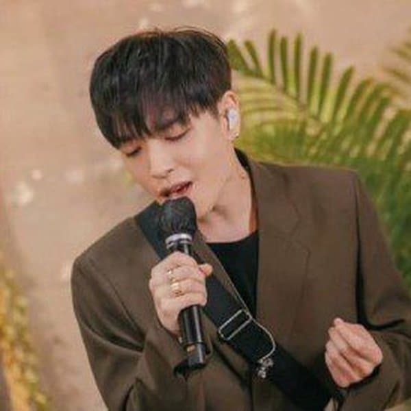 Simon Dominic  / Jung Ki Suck (정기석)