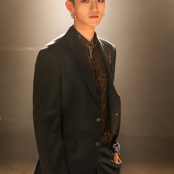Sun , formerly June (준/ ジューン)
