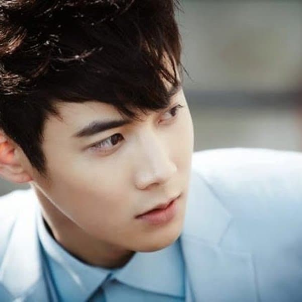 Yoo Il