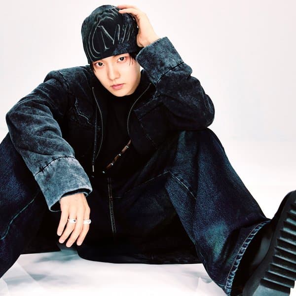 Q