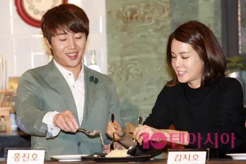 Hong Jin-ho, Kim Ji-ho — Olive Show 2015 Open Studio