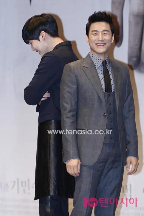 Ahn Jae-hyun, Ji Jin-hee — Blood Production Briefing