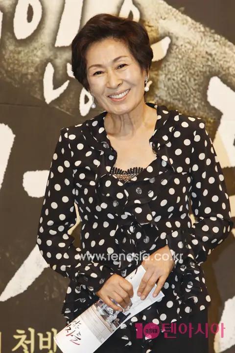 Kim Hae-ja — Unkind Women Production Briefing