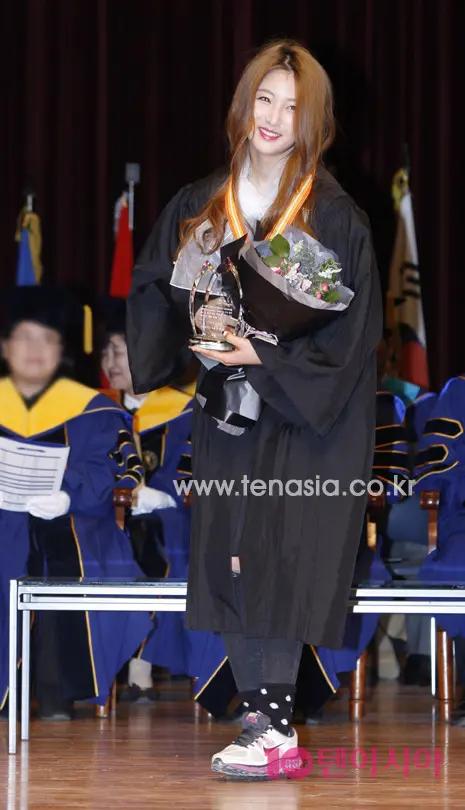 Nam Ji-hyun (fromis_9) — Graduation