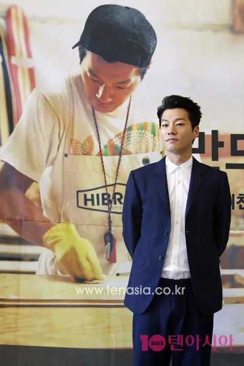 Gu Hye-jung — Lee Cheon-hee The Man Who Makes Furniture Press Conference