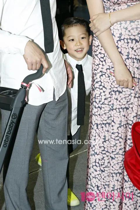 Jung Tae-woo — Baby Fair Exhibition