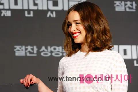 Emilia Clarke — Terminator Genisys Press Conference