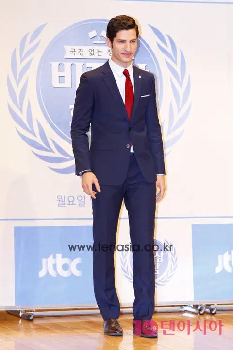 Alberto — Abnormal Summit 2 Production Briefing