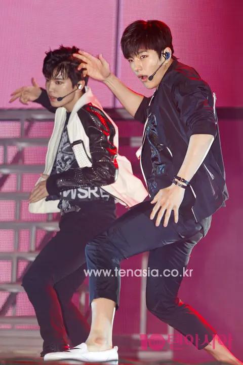 L (INFINITE) — Showcase