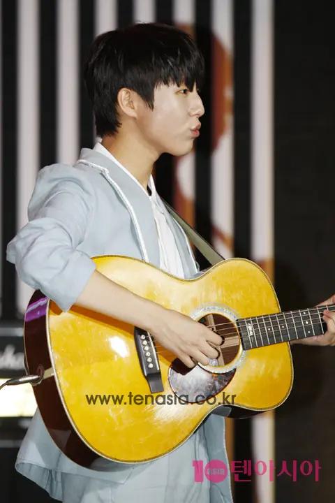 Yu Seung-woo — Showcase