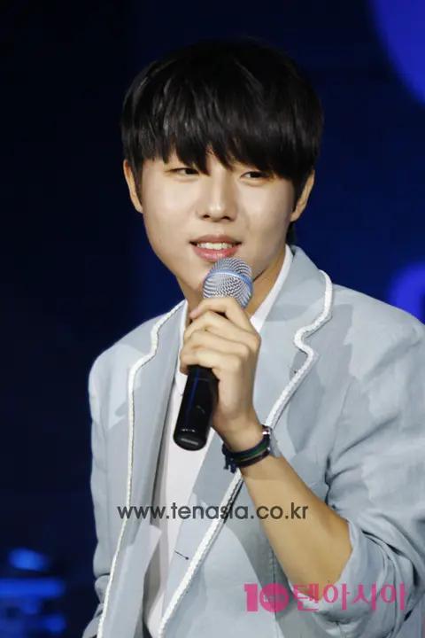 Yu Seung-woo — Showcase