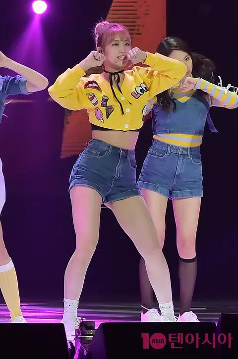 Momo (TWICE) — Power FM 20th Anniversary Concert — 2016-11-01