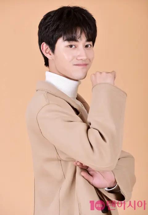 Kwak Dong-yeon — Interview