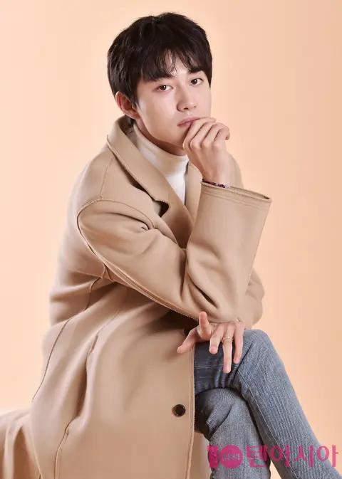 Kwak Dong-yeon — Interview