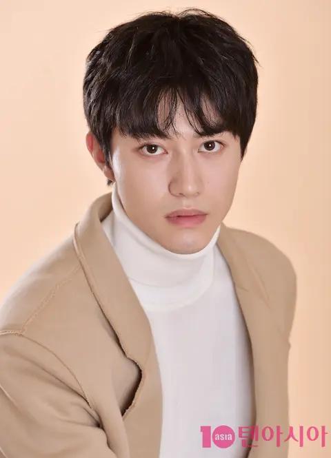 Kwak Dong-yeon — Interview