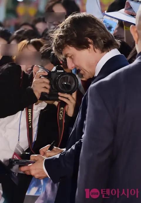 Tom Cruise — Jack Reacher Press Conference