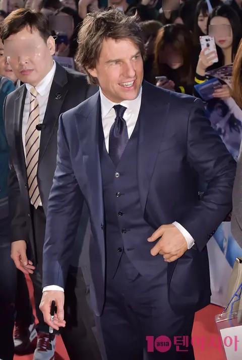 Tom Cruise — Jack Reacher Press Conference