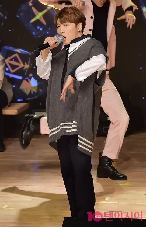 Topdogg, Yano — Showcase