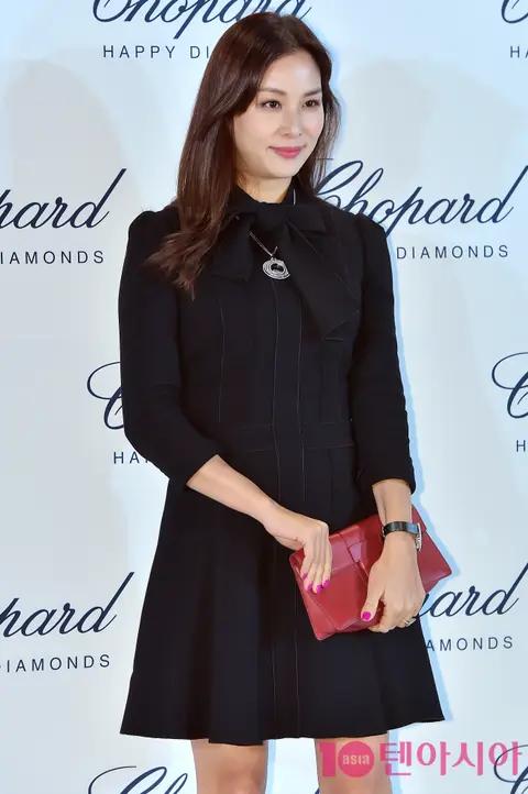 Ko So-young — Launch