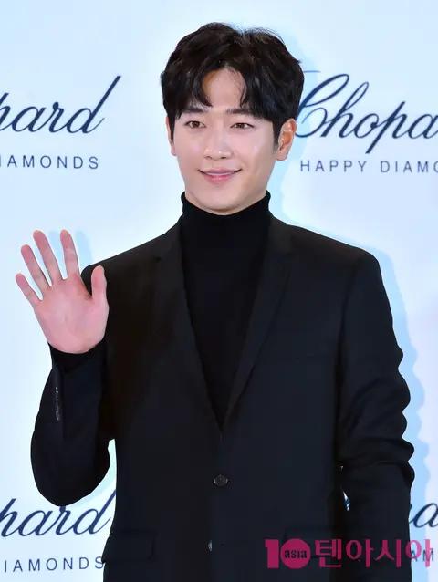 Seo Gang-jun — Launch