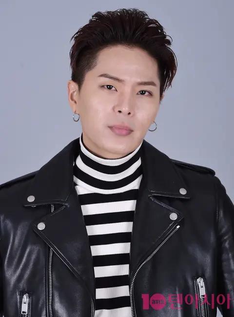 Ocean, Ren — Interview