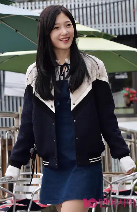Jung Chae-yeon — Interview
