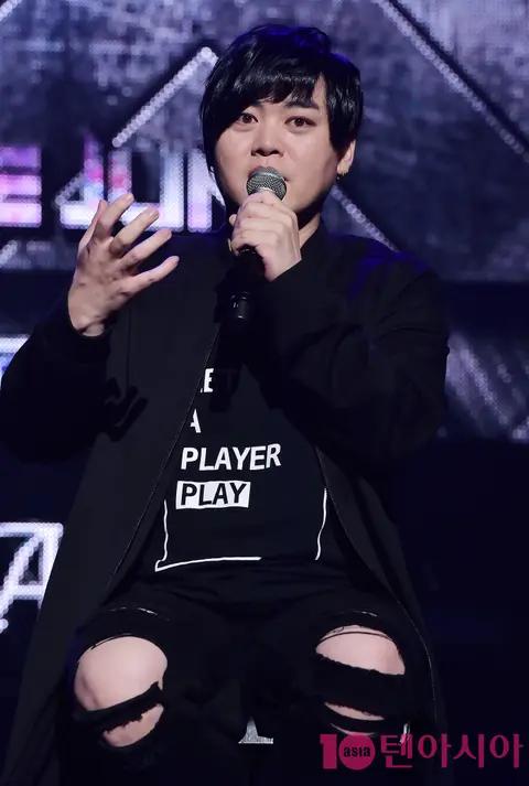 Moon Hee-jun — Showcase