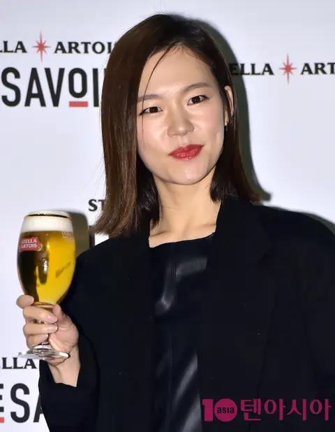 Han Ye-ri — Launch