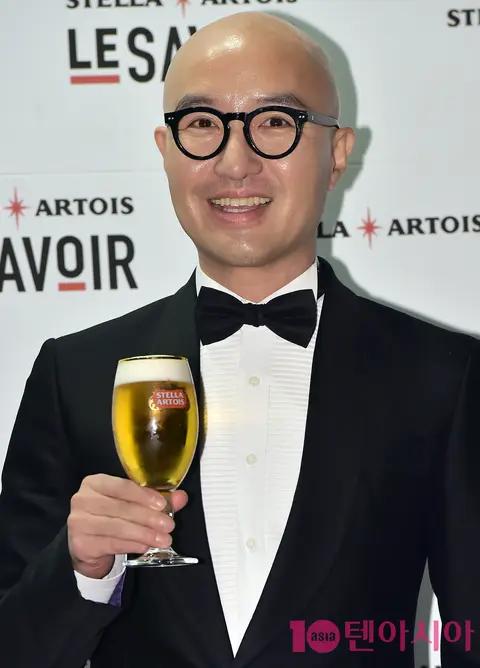 Hong Suk-cheon — Launch