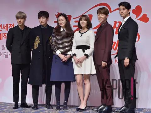 Group — Only the First Kiss Seven Times — 2016-11-22