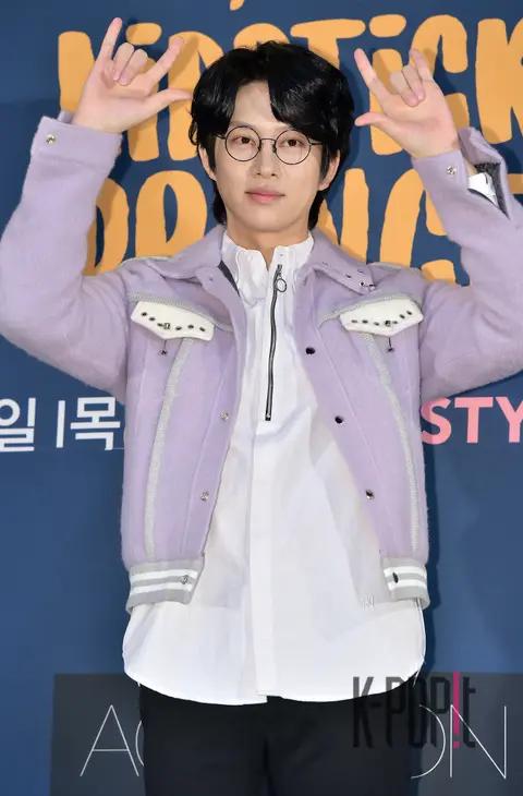 Kim Hee-chul (Super Junior) — Lipstick Prince