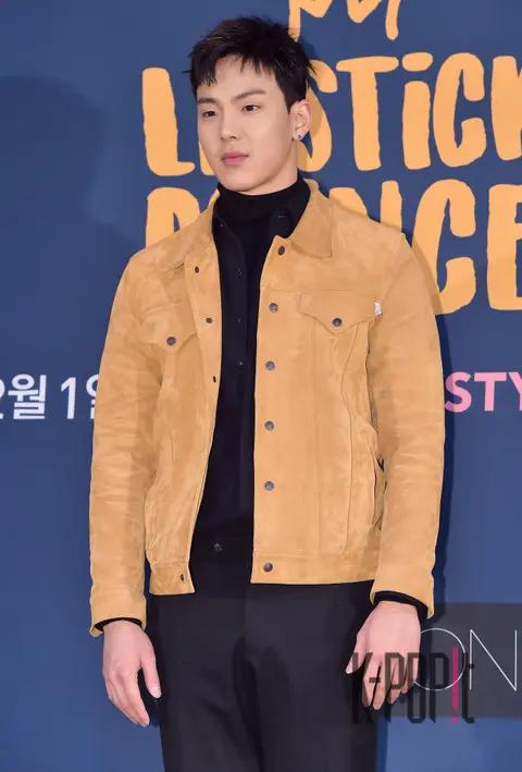 Shownu — Lipstick Prince