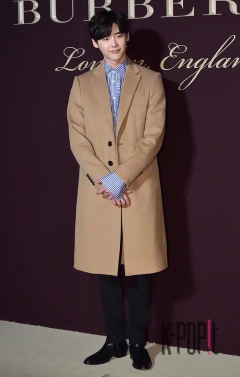 Lee Jong-suk — Launch