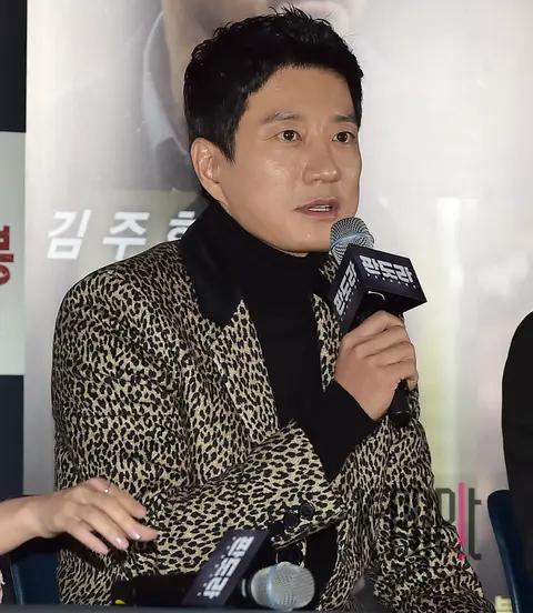 Kim Myung-min — Pandora Press Screening — 2016-11-29